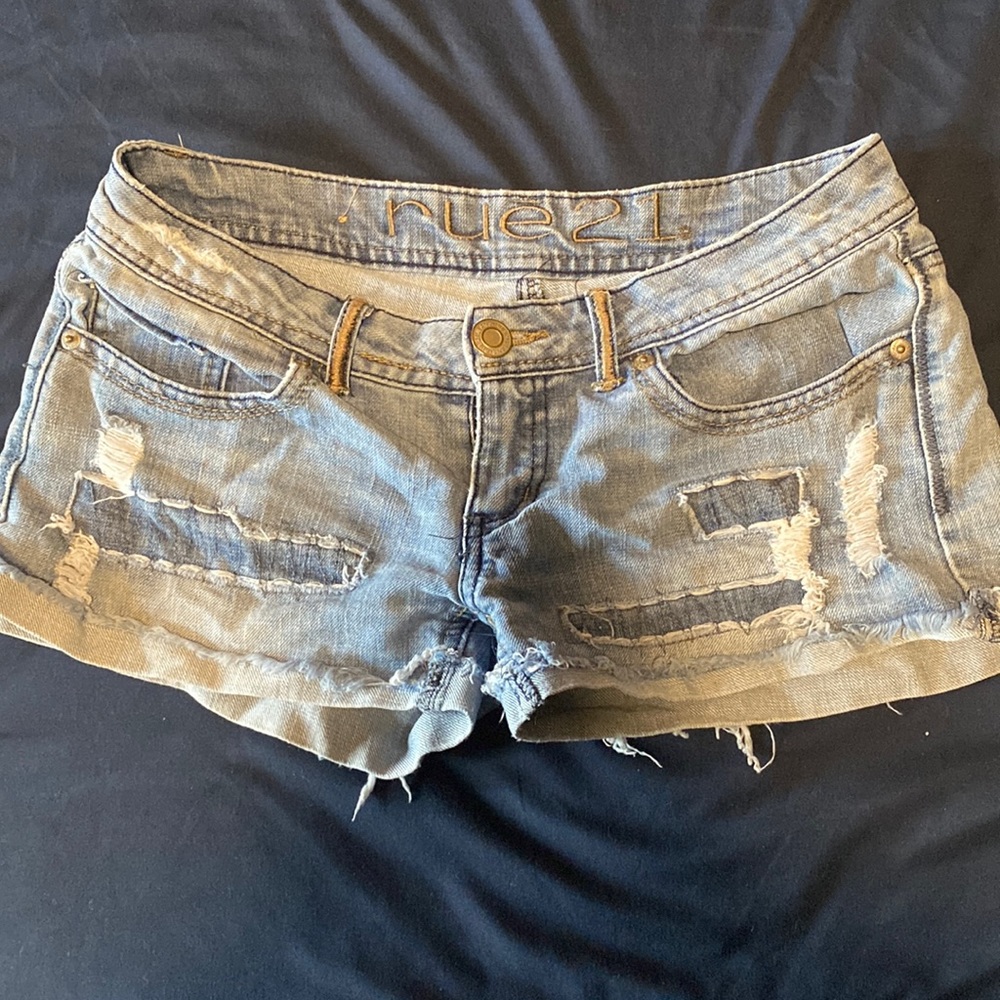 Rue 21 shorts! Size 3